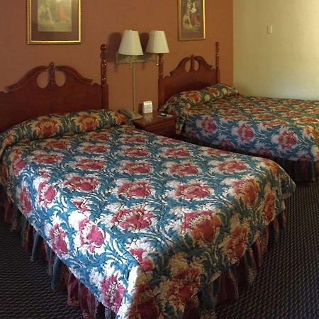 Scottish Inns Тупело Екстер'єр фото