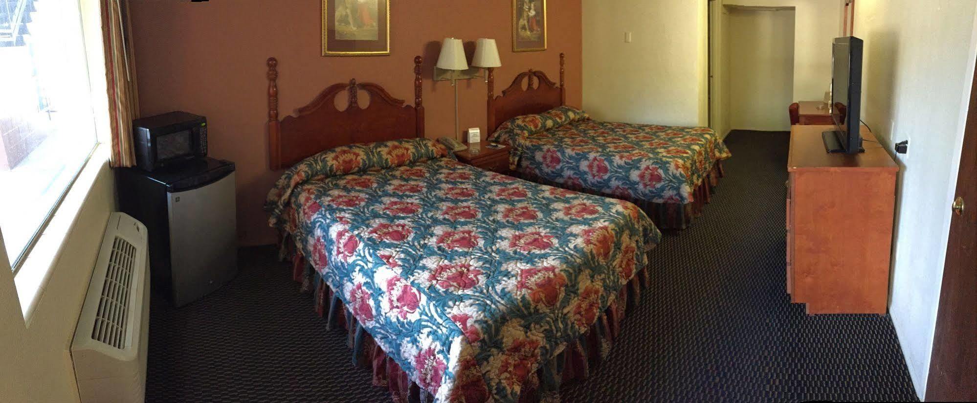 Scottish Inns Тупело Екстер'єр фото
